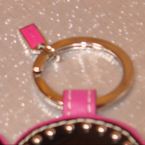 COACH SILVER STUD SKULL KEY RING- BAG CHARM #92744 - Picture 4 of 8